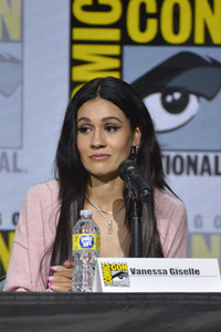 Podiumsgespräch 'Mayans M.C.', San Diego Comic-Con International 2022