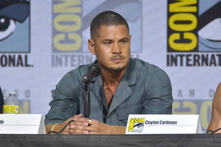 Podiumsgespräch 'Mayans M.C.', San Diego Comic-Con International 2022