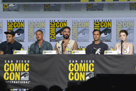 Podiumsgespräch 'Mayans M.C.', San Diego Comic-Con International 2022