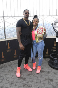 Fototermin mit Bianca Belair und Montez Ford in New York