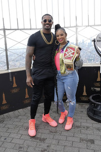 Fototermin mit Bianca Belair und Montez Ford in New York