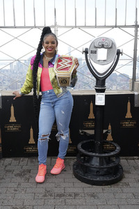 Fototermin mit Bianca Belair und Montez Ford in New York