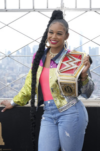 Fototermin mit Bianca Belair und Montez Ford in New York
