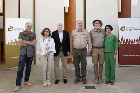 Prinz Albert II. von Monaco besucht Ausgrabungen bei Burgos