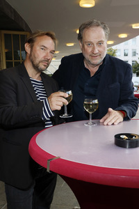 Theaterpremiere 'Brauchen Sie 'ne Quittung' in Berlin