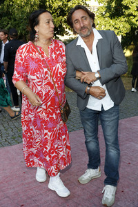 Theaterpremiere 'Brauchen Sie 'ne Quittung' in Berlin