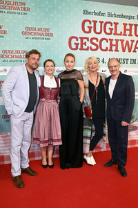 Filmpremiere 'Guglhupfgeschwader' in München