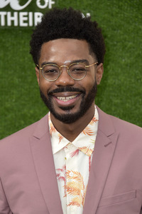 Serienpremiere 'A League of Their Own' in Los Angeles