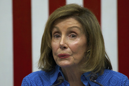 Pressekonferenz mit Nancy Pelosi in Tokio