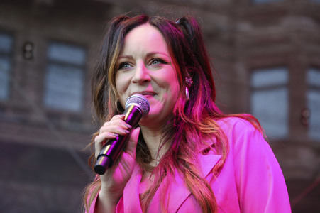 Eröffnung vom CSD-Straßenfest in Hamburg