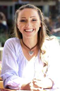 Autogrammstunde der Karl-May-Festspiele in Bad Segeberg