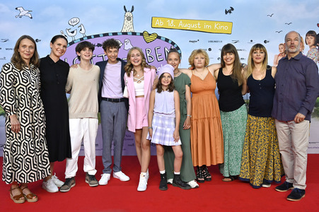 Filmpremiere 'Mein Lotta-Leben - Alles Tschaka mit Alpaka!' in Köln