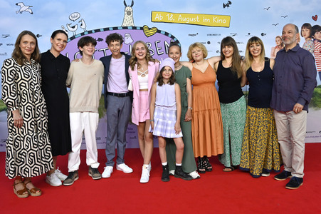 Filmpremiere 'Mein Lotta-Leben - Alles Tschaka mit Alpaka!' in Köln