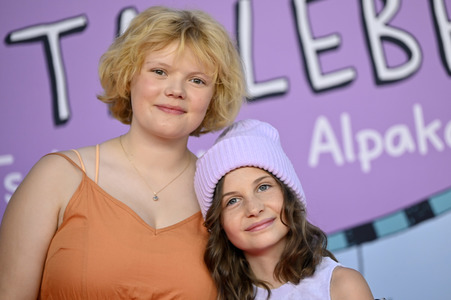 Filmpremiere 'Mein Lotta-Leben - Alles Tschaka mit Alpaka!' in Köln