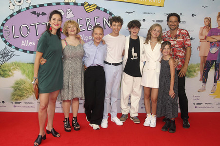 Filmpremiere 'Mein Lotta-Leben - Alles Tschaka mit Alpaka!' in Hamburg
