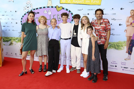 Filmpremiere 'Mein Lotta-Leben - Alles Tschaka mit Alpaka!' in Hamburg