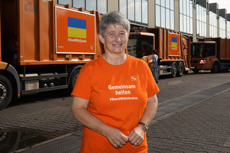 Franziska Giffey bei einer Spendenaktion für Kiew in Berlin