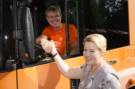 Franziska Giffey bei einer Spendenaktion für Kiew in Berlin