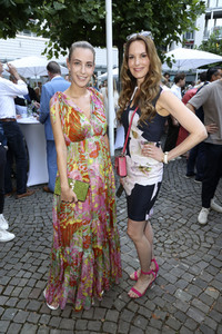 Casse-Croute Re-Opening Party in Hamburg