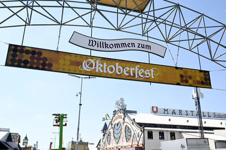 Präsentation des offiziellen Oktoberfest-Maßkrug 2022 in München