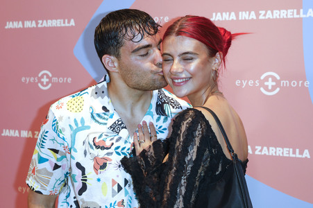 Launch der Brillenkollektion von Jana Ina Zarrella in Köln