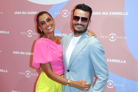 Launch der Brillenkollektion von Jana Ina Zarrella in Köln