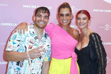 Launch der Brillenkollektion von Jana Ina Zarrella in Köln