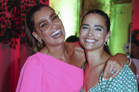 Launch der Brillenkollektion von Jana Ina Zarrella in Köln