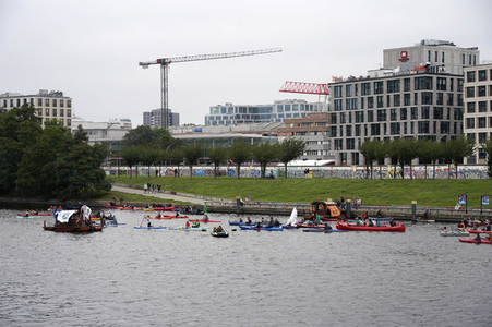 Climate and Boat Demo 2022 in Berlin