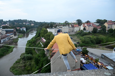 Hochseilshow von Ruben Langer in Görlitz