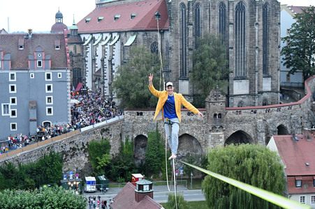 Hochseilshow von Ruben Langer in Görlitz