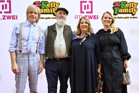 Serienpremiere 'The Kelly Family - Die Reise geht weiter' in Köln