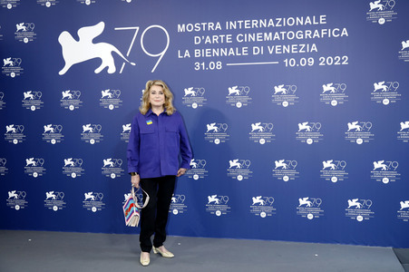 Photocall mit Catherine Deneuve, Internationale Filmfestspiele von Venedig 2022