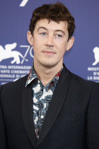 Photocall 'Living', Internationale Filmfestspiele von Venedig 2022