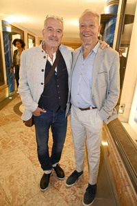 Theaterpremiere 'Komplexe Väter' in München