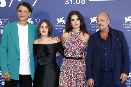 Photocall 'L'immensità', Internationale Filmfestspiele von Venedig 2022