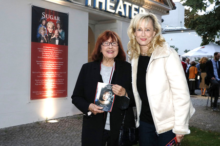 Theaterpremiere 'Sugar' in Berlin