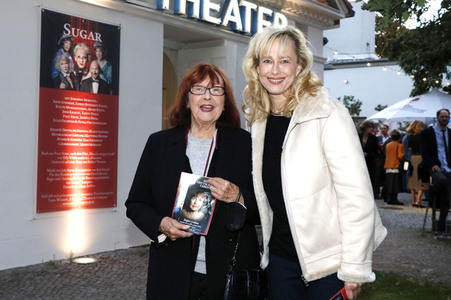 Theaterpremiere 'Sugar' in Berlin