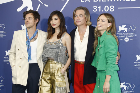Photocall 'Don't Worry Darling', Internationale Filmfestspiele von Venedig 2022