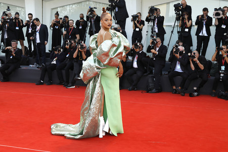 Filmpremiere 'Don't Worry Darling', Internationale Filmfestspiele von Venedig 2022