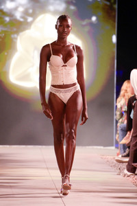 Lascana Fashion Show auf der Berlin Fashion Week S/S 2023 in Berlin