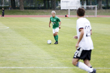 Fußballspiel FC Bundestag vs. FC Diabetologie in Berlin
