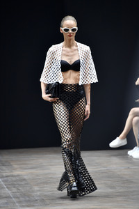 Kilian Kerner Fashion Show auf der Berlin Fashion Week S/S 2023