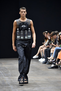Kilian Kerner Fashion Show auf der Berlin Fashion Week S/S 2023
