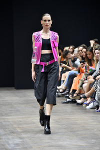Kilian Kerner Fashion Show auf der Berlin Fashion Week S/S 2023
