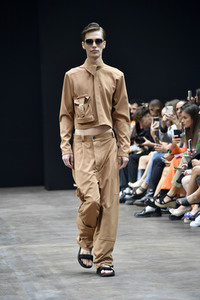 Kilian Kerner Fashion Show auf der Berlin Fashion Week S/S 2023