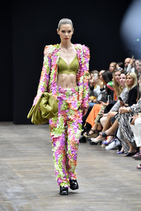 Kilian Kerner Fashion Show auf der Berlin Fashion Week S/S 2023