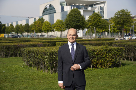 Enthüllung der Wachsfigur von Olaf Scholz in Berlin