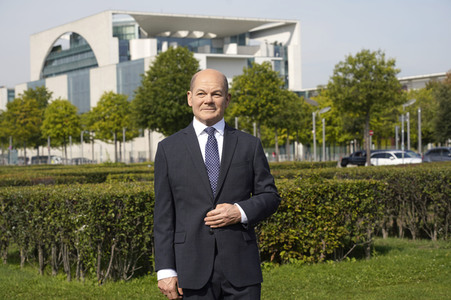 Enthüllung der Wachsfigur von Olaf Scholz in Berlin