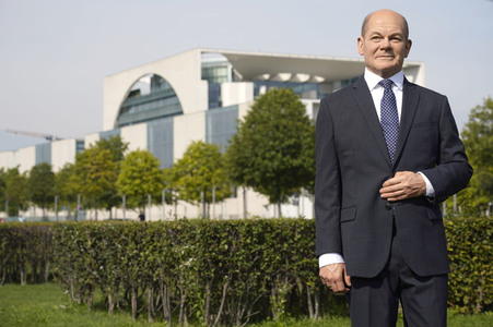 Enthüllung der Wachsfigur von Olaf Scholz in Berlin